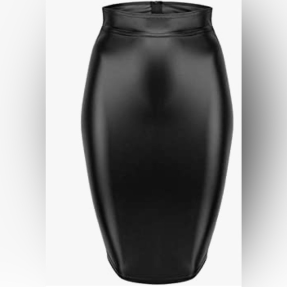 Women leather stylish skirt - Picture 2 of 2